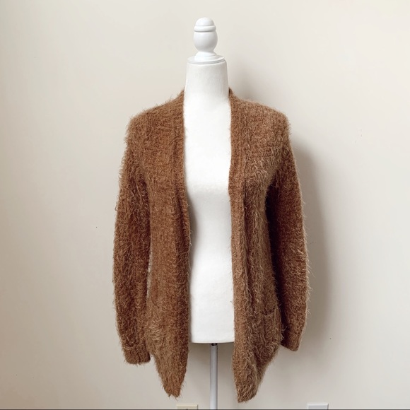 Forever 21 Sweaters - Forever 21 Soft Fuzzy Camel Open Front Cardigan